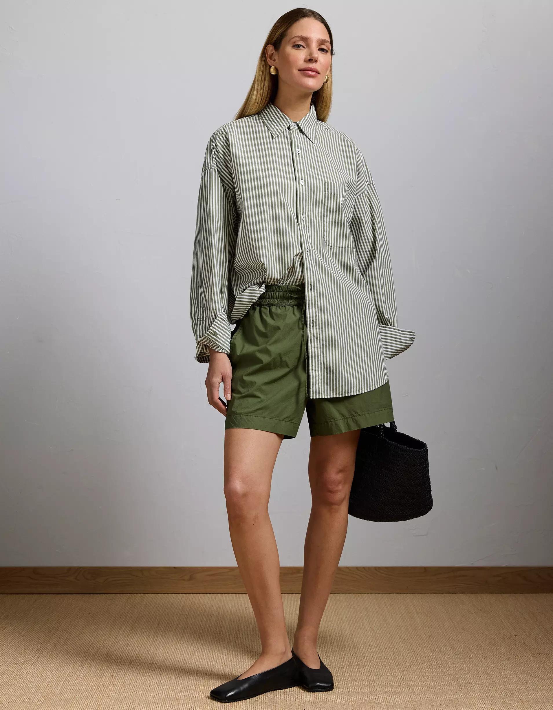 AE77 Premium Pull-On Poplin Short Product Image