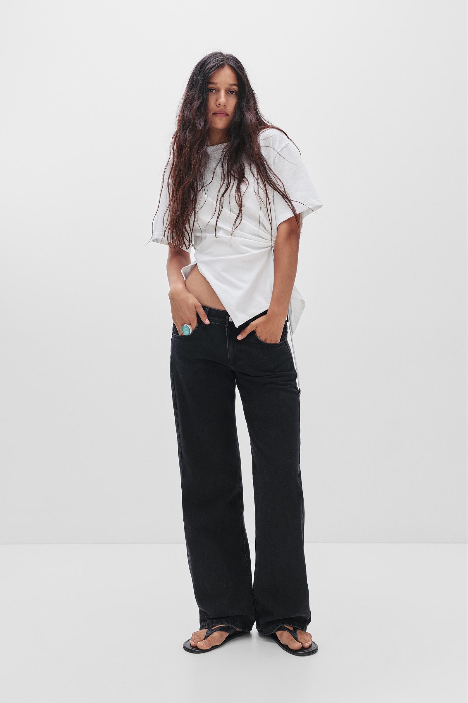 Low-waist straight-leg jeans Product Image