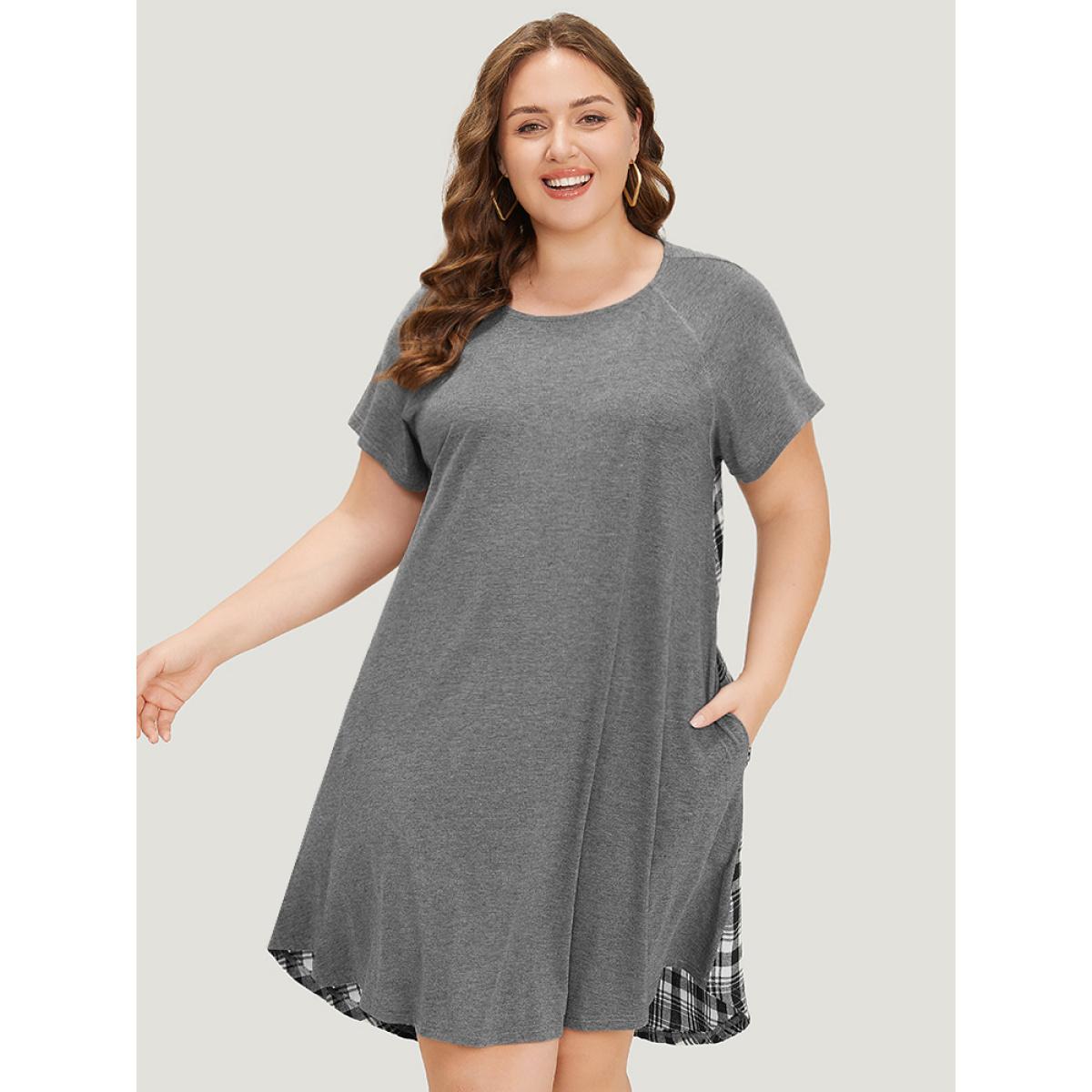 Plus Size Plaid Patchwork Pocket Raglan Sleeve High Low Dress Gray Women Casual Arc Hem Round Neck Short sleeve Curvy Knee Dress BloomChic 12/L Product Image