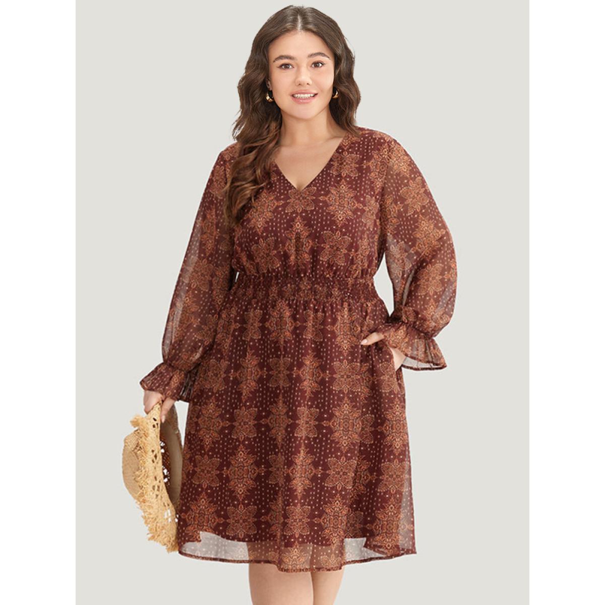 Plus Size Bandana Print Elastic Waist Flutter Trim Dress Scarlet Women Vacation Elastic cuffs V-neck Long Sleeve Curvy Midi Dress BloomChic 14-16/1X Product Image