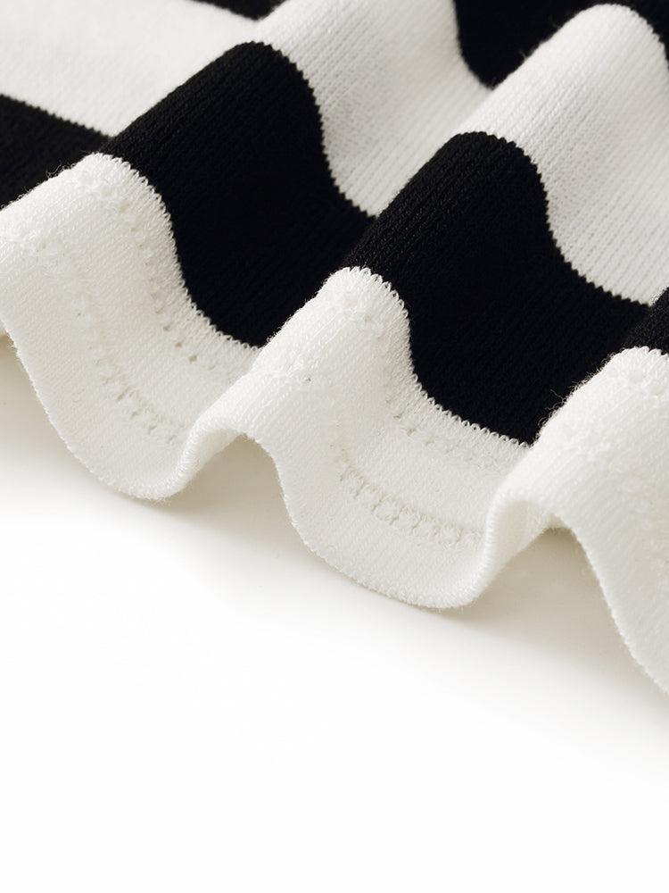 Round Neck Striped Knitted Women Top Product Image