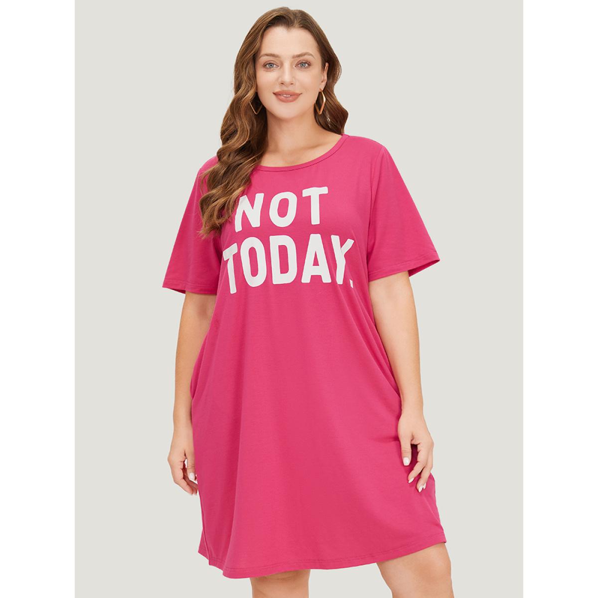 Plus Size Letter Print Pocket Short Sleeve Graphic Dress RedViolet Women Casual Pocket Curvy Knee Dress BloomChic 26/4X Product Image