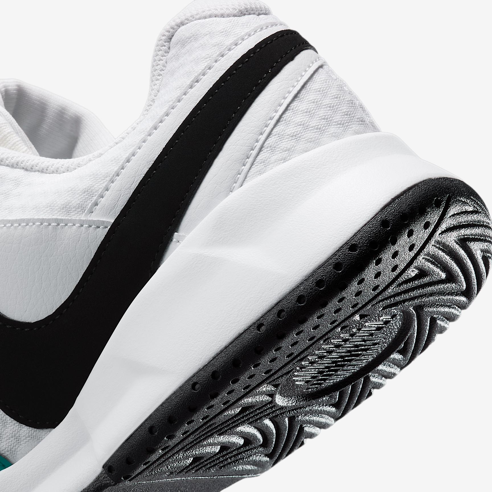 Nike Men's Court Lite 4 Tennis Shoes Product Image