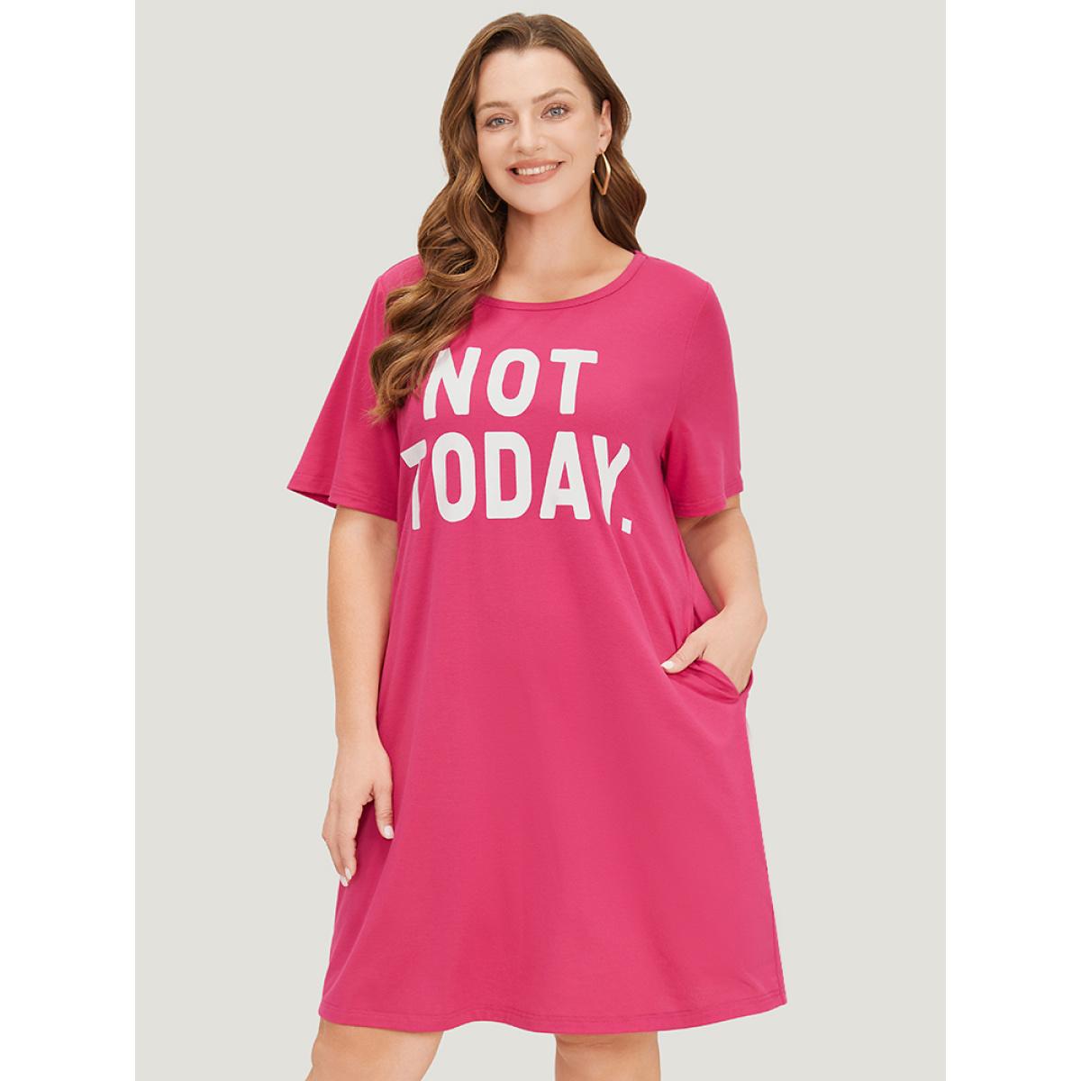 Plus Size Letter Print Pocket Short Sleeve Graphic Dress RedViolet Women Casual Pocket Curvy Knee Dress BloomChic 26/4X Product Image