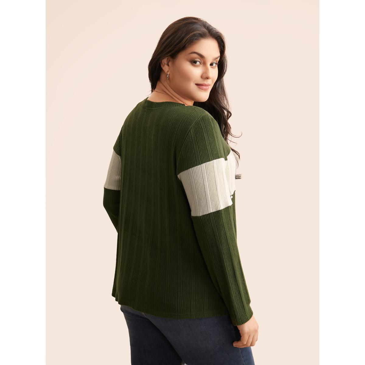Plus Size Contrast Patchwork Textured T-shirt ArmyGreen Women Casual Texture Round Neck Everyday T-shirts BloomChic 26/4X Product Image