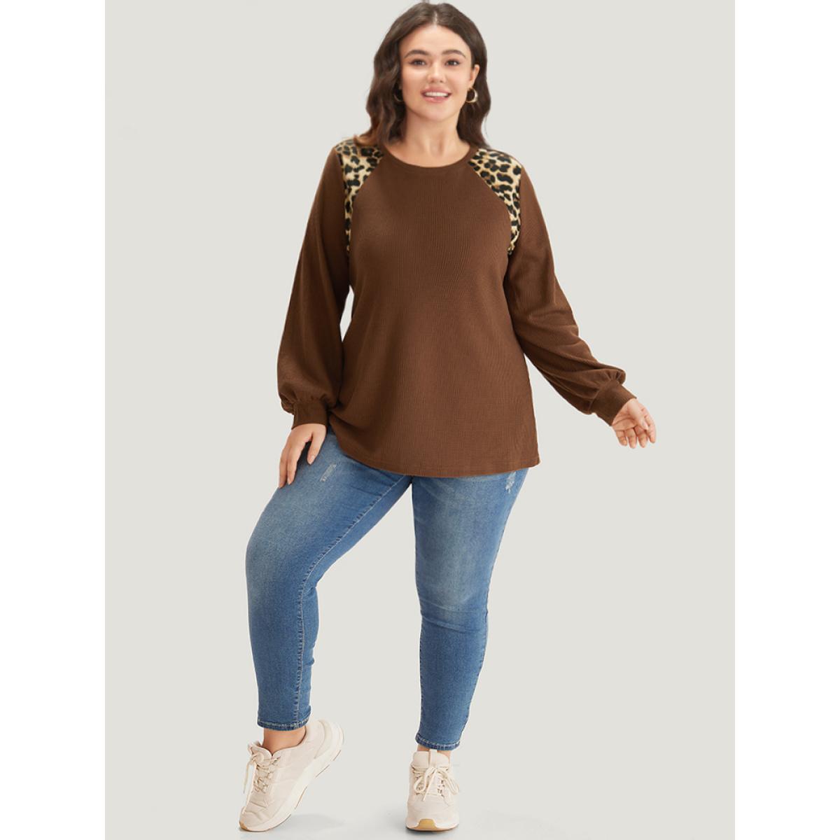 Plus Size Leopard Patchwork Waffle Knit Elastic Cuffs T-shirt DarkBrown Women Casual Elastic cuffs Leopard Round Neck Dailywear T-shirts BloomChic 18-20/2X Product Image