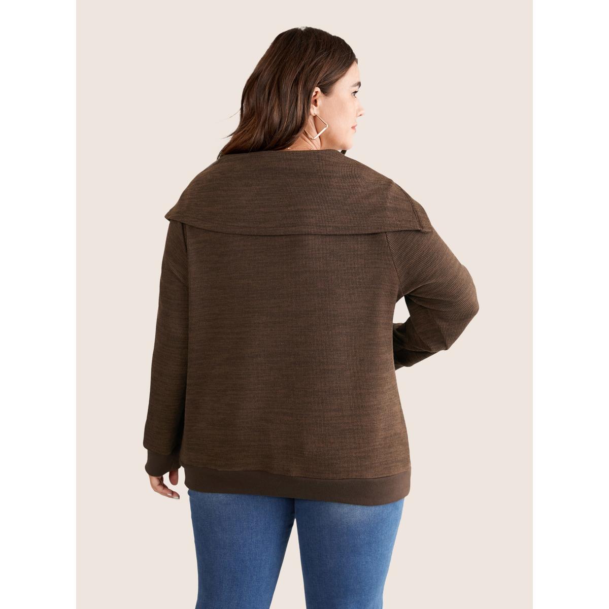 Plus Size Plisse Lapel Collar Button Detail Sweatshirt Women DarkBrown Casual Texture Lapel Collar Dailywear Sweatshirts BloomChic 10/M Product Image