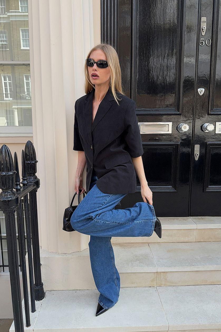 Low Waist Jeans Product Image