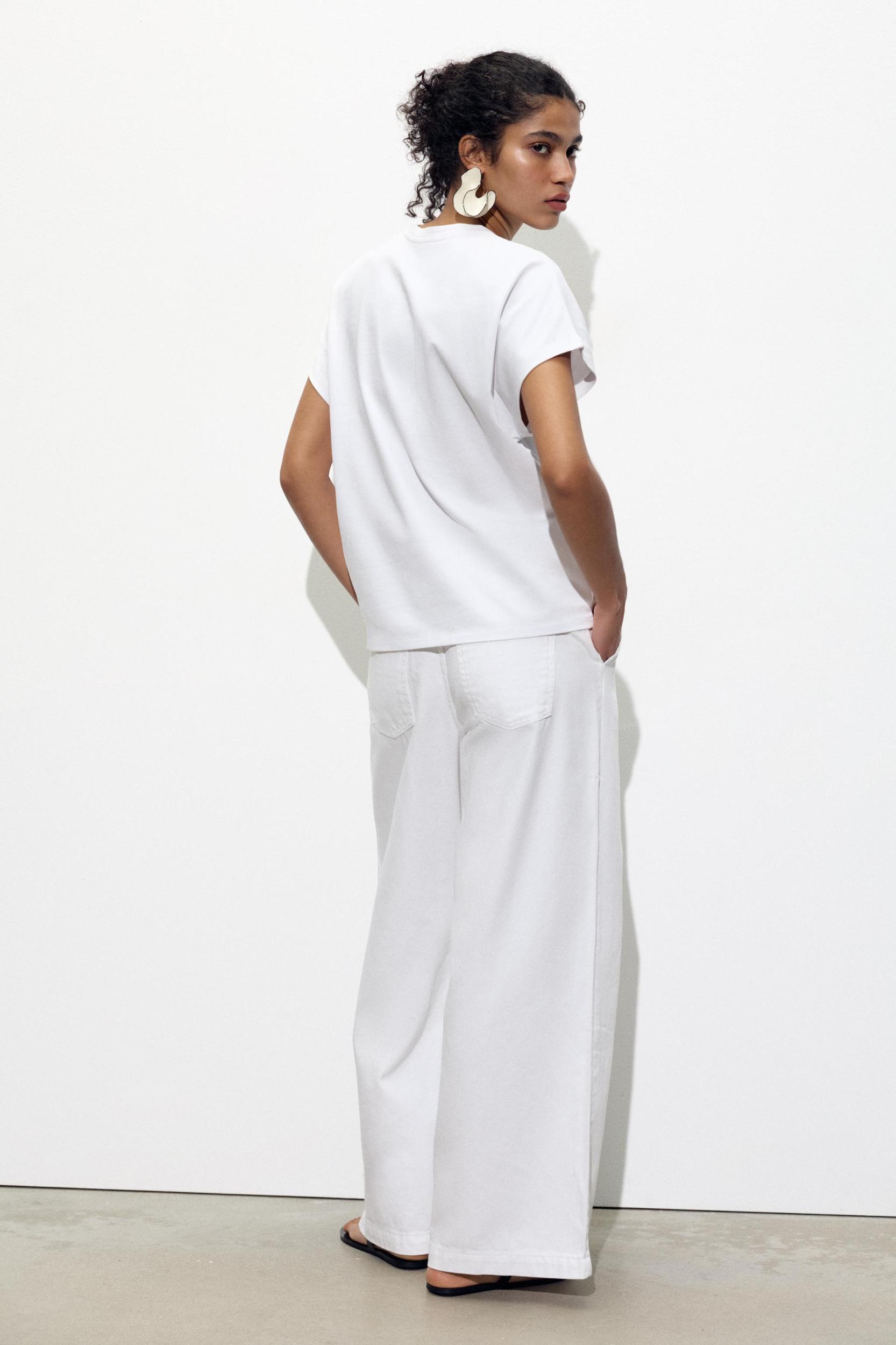 DOLMAN SLEEVE T-SHIRT Product Image