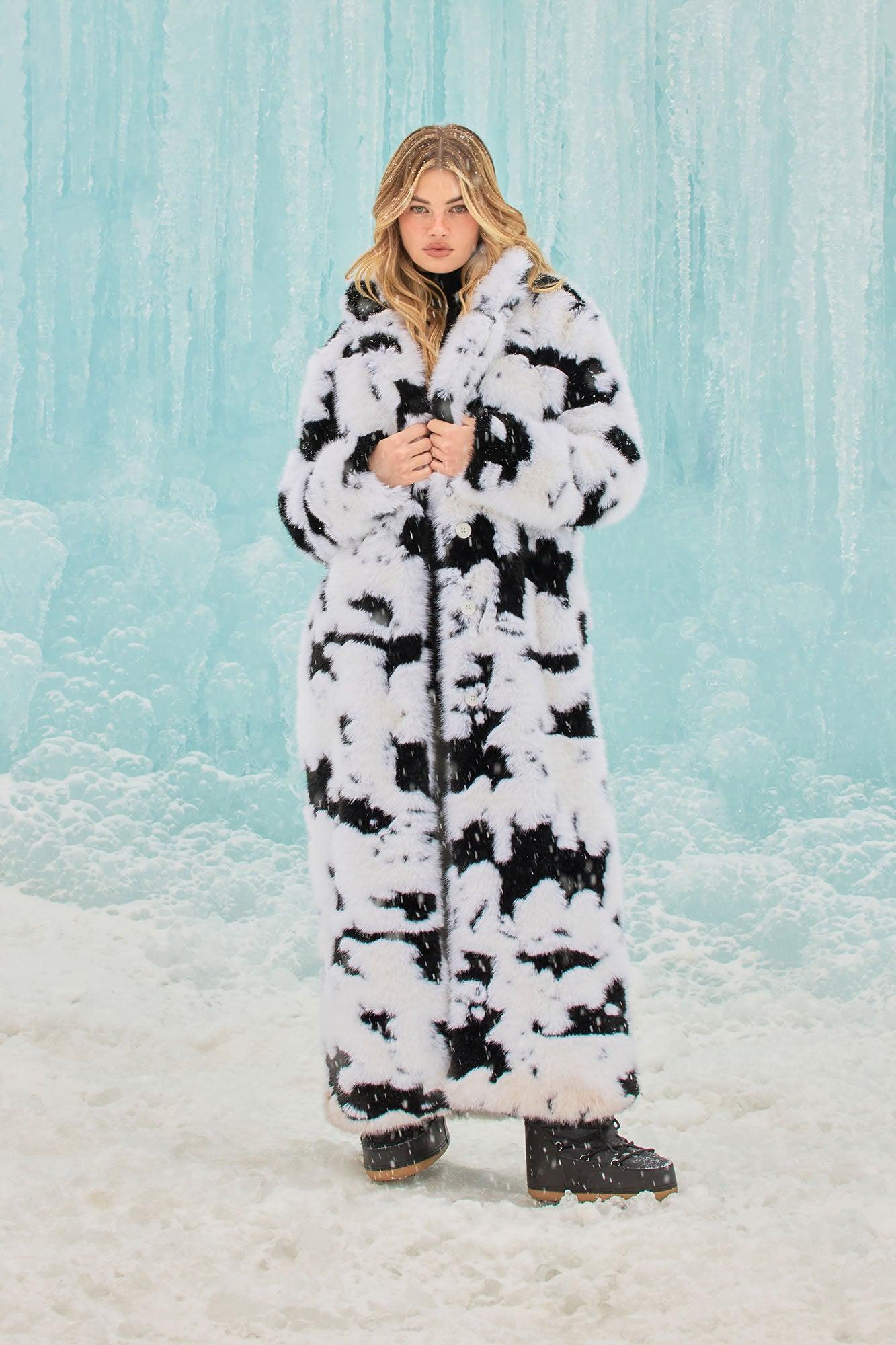 Make And Appearance Faux Fur Coat - White/Black Product Image