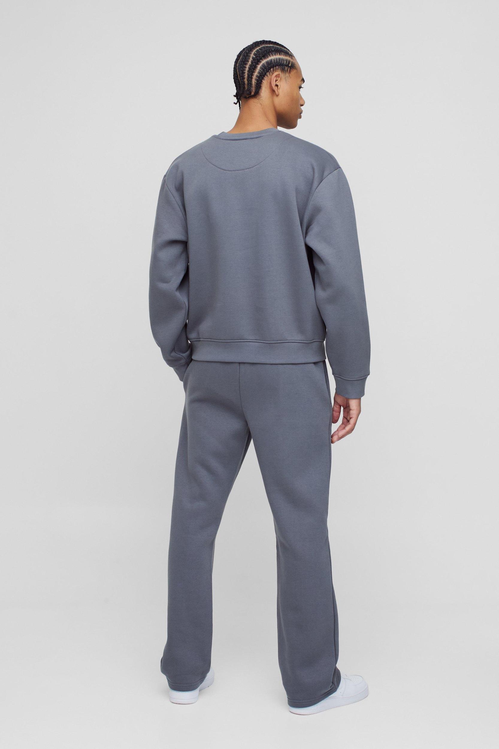 330GSM Oversized BM Signature Boxy Sweatshirt | boohooMAN USA Product Image