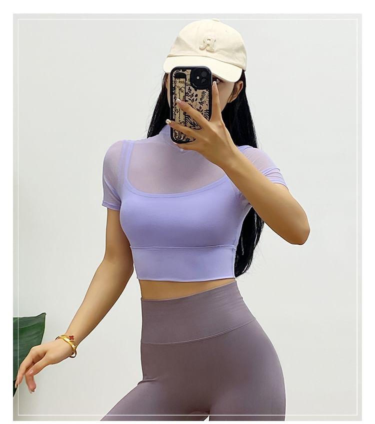 Short-Sleeve Mock Neck Plain Mesh Panel Cropped Sports T-Shirt Product Image
