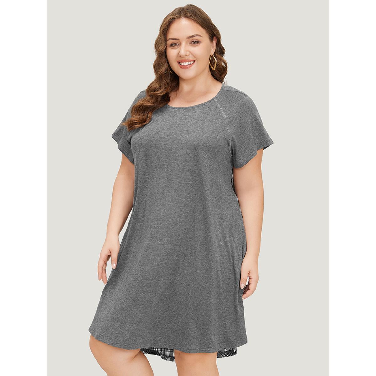 Plus Size Plaid Patchwork Pocket Raglan Sleeve High Low Dress Gray Women Casual Arc Hem Round Neck Short sleeve Curvy Knee Dress BloomChic 12/L Product Image