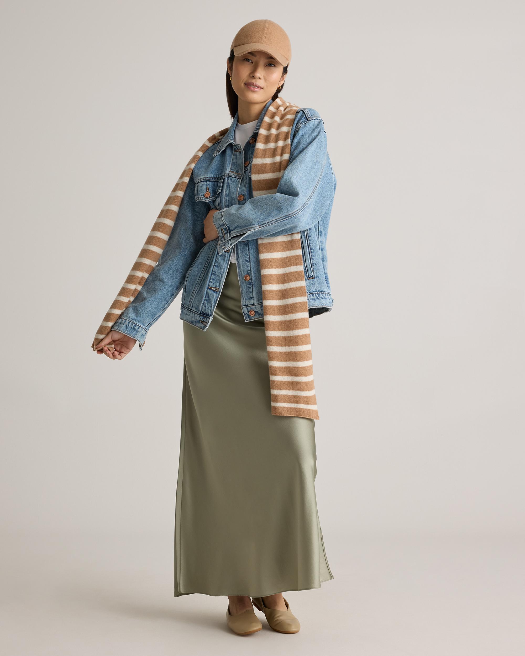 Quince | Women's Mongolian Cashmere Scarf Product Image