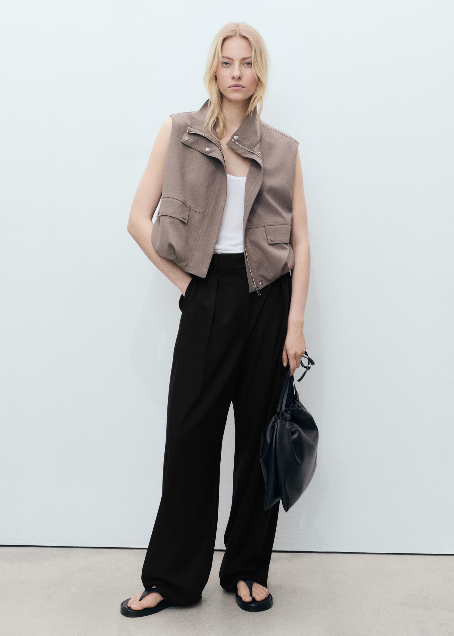 Wide-leg pleated pants - Women | MANGO USA Product Image