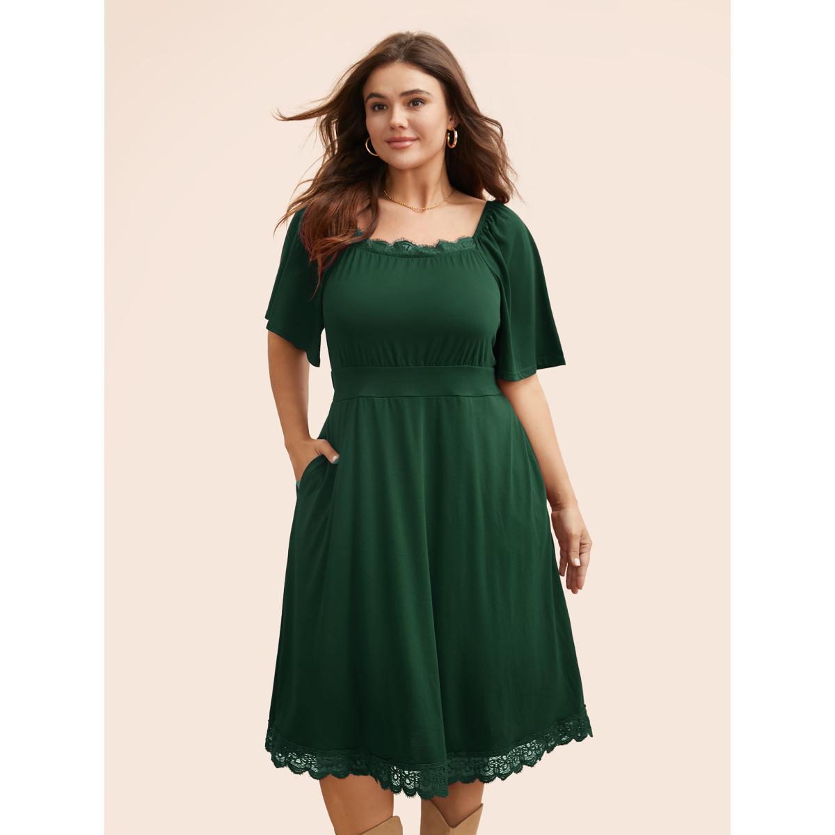 Plus Size Plain Lace Insert Gathered Square Neck Dress Burgundy Women Office Gathered Square Neck Short sleeve Curvy Midi Dress BloomChic 22-24/3X Product Image