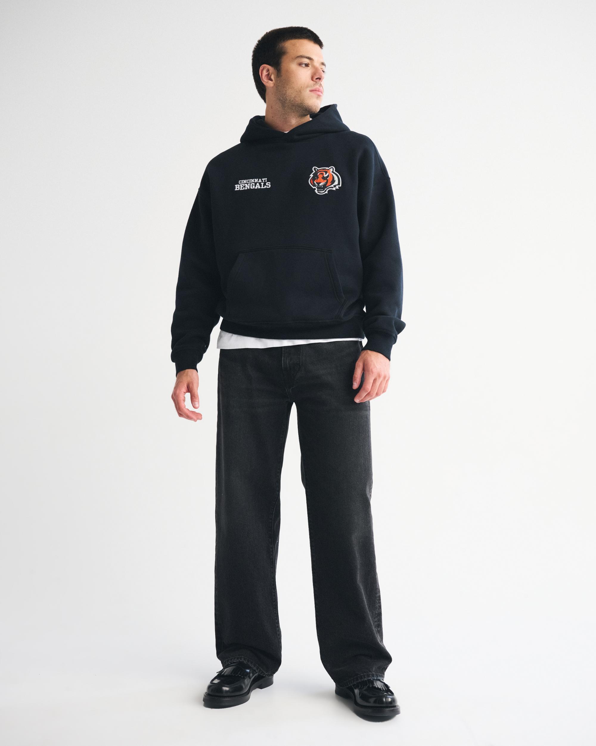 Chicago Bears Graphic Popover Hoodie Product Image