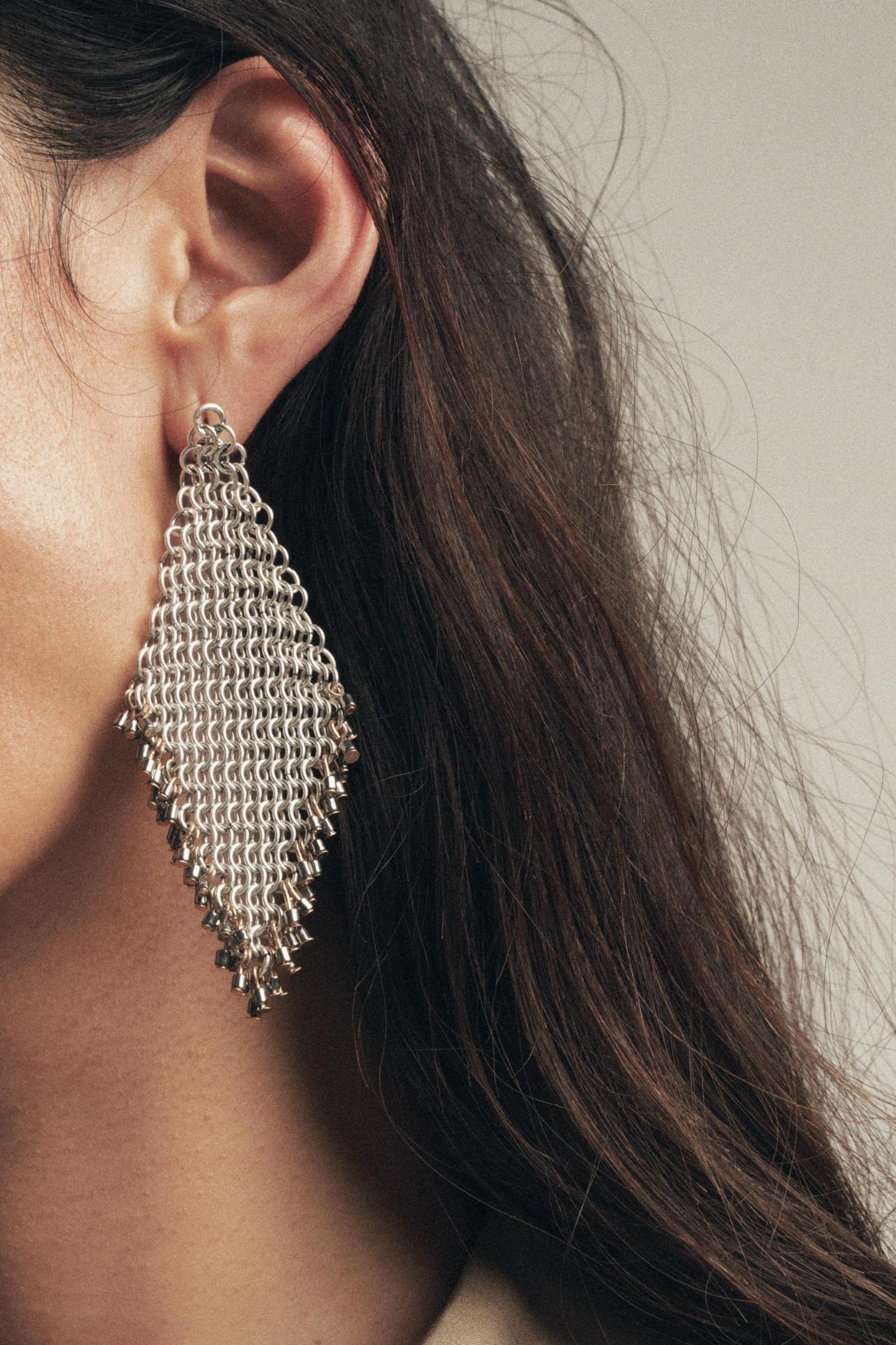 METAL MESH CONTRAST EARRINGS Product Image