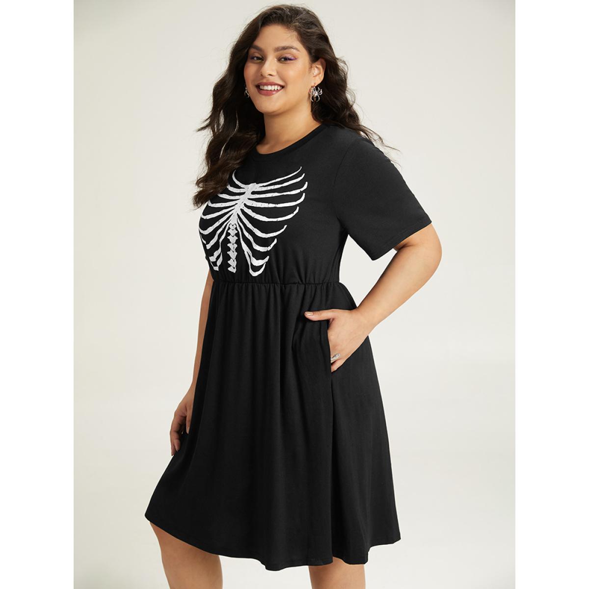Plus Size Halloween Skull Print Pocket Elastic Waist Dress Black Women Casual Gathered Curvy Midi Dress BloomChic 26/4X Product Image