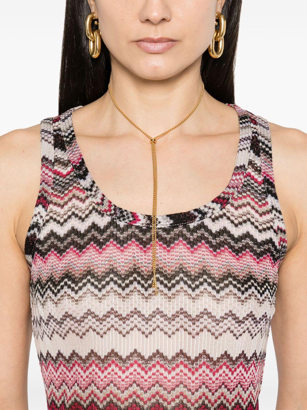 zigzag-pattern tank top  Product Image