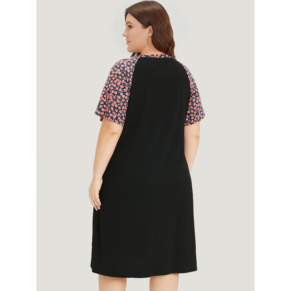 Plus Size Supersoft Essentials Ditsy Floral Raglan Sleeve Patched Pocket Dress Black Women Casual Plain Round Neck Short sleeve Curvy Midi Dress BloomChic 14-16/1X Product Image