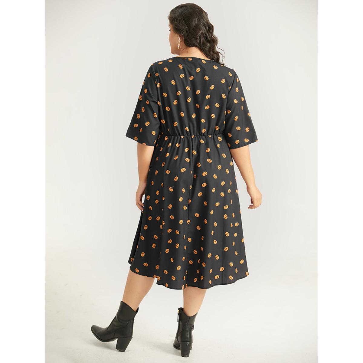 Plus Size Halloween Pumpkin Print Pocket Elastic Waist Dress Black Women Elegant Gathered V-neck Half Sleeve Curvy Midi Dress BloomChic 10/M Product Image
