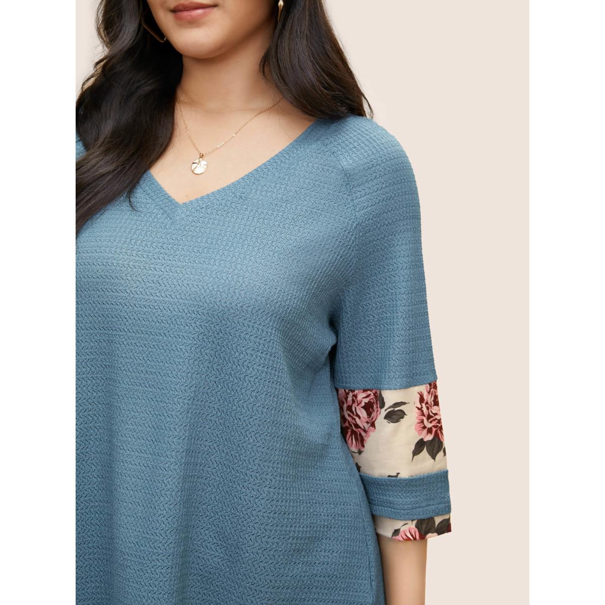 Plus Size Textured Patchwork Floral Raglan Sleeve T-shirt Stone Women Resort Texture Floral V-neck Vacation T-shirts BloomChic 14-16/1X Product Image