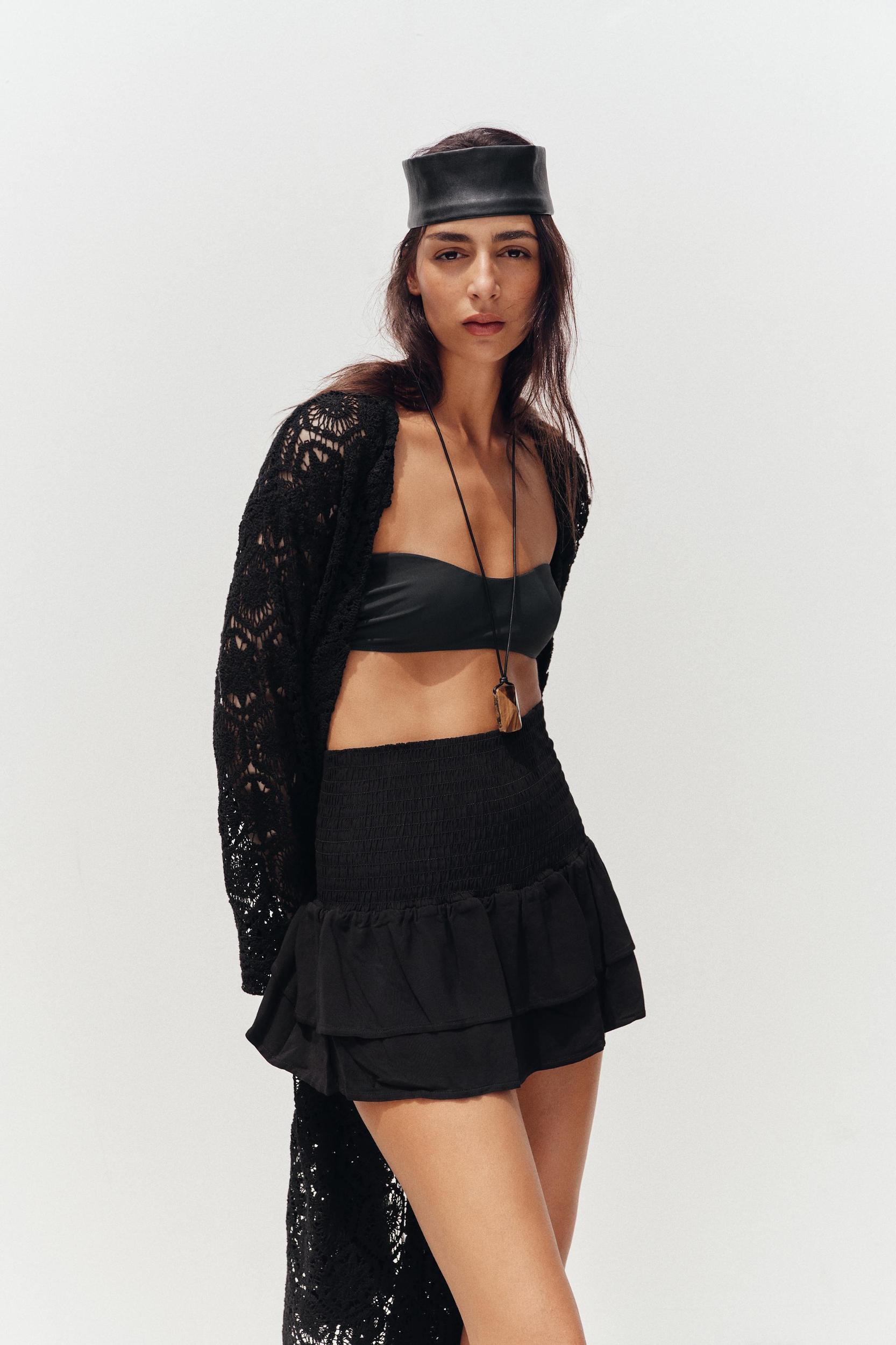 WIDE WAISTBAND RUFFLE SHORTS Product Image