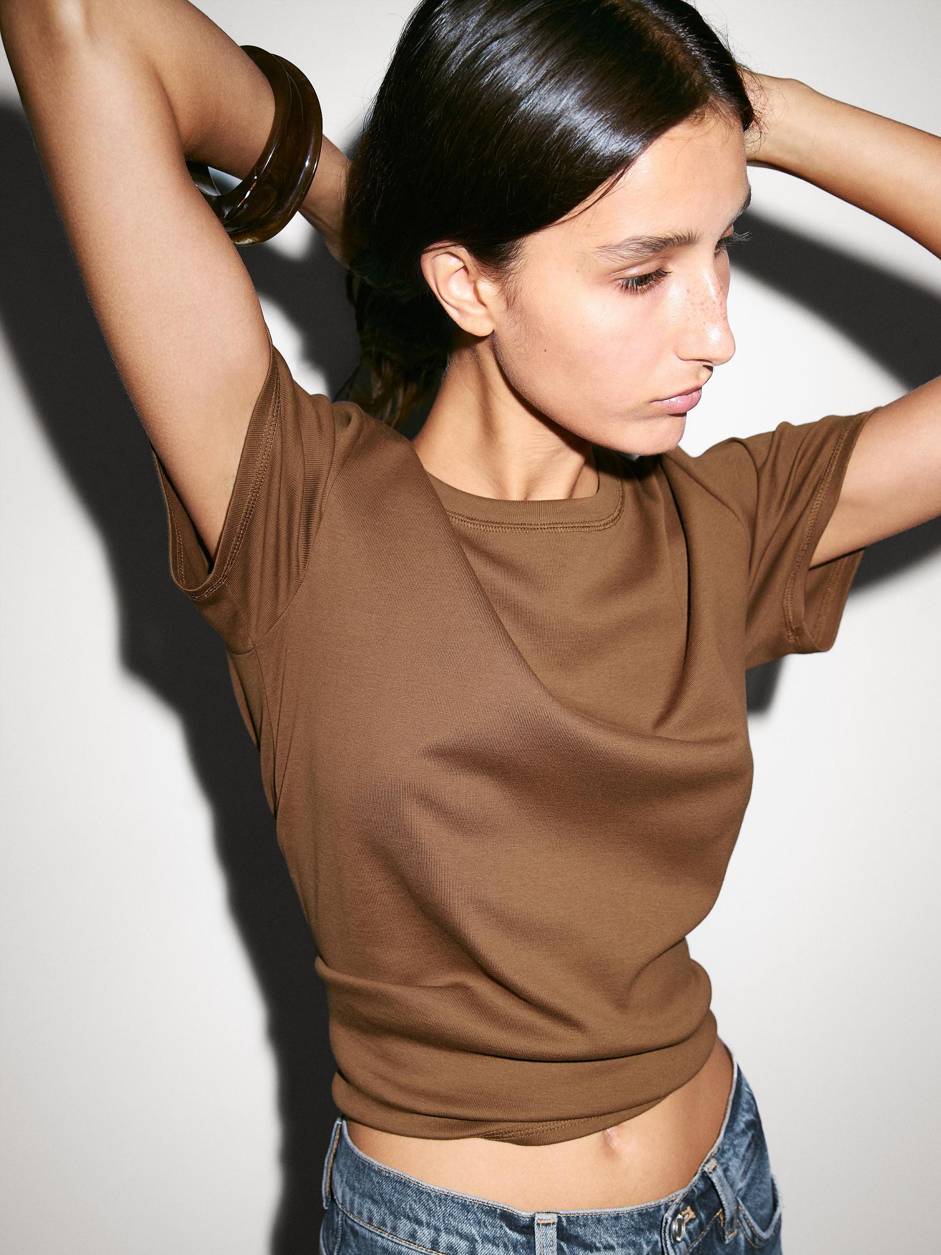 100% cotton short-sleeve T-shirt Product Image