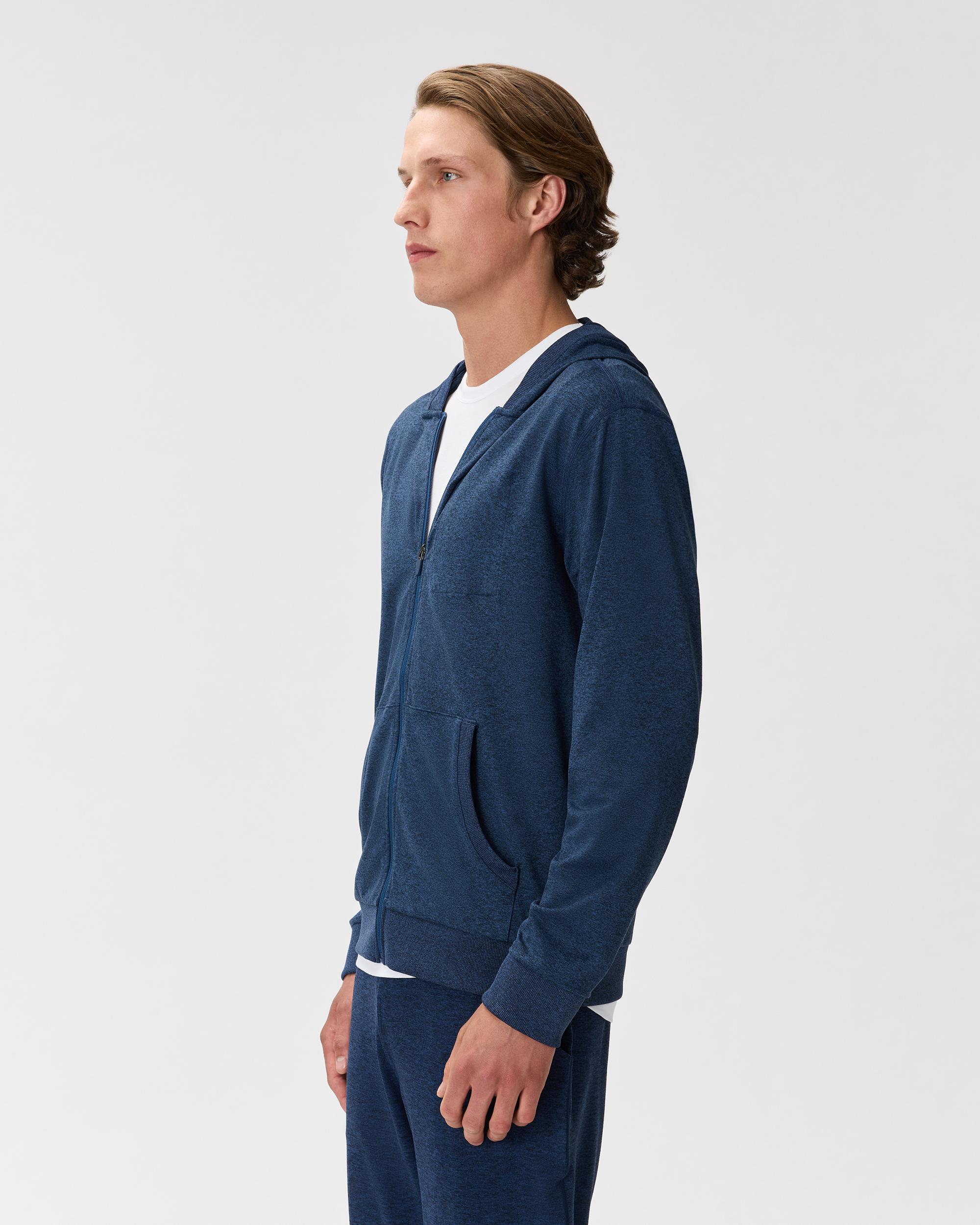 Quince | Men's Flowknit Performance Full-Zip Chest Pocket Hoodie Recycled Polyester Product Image