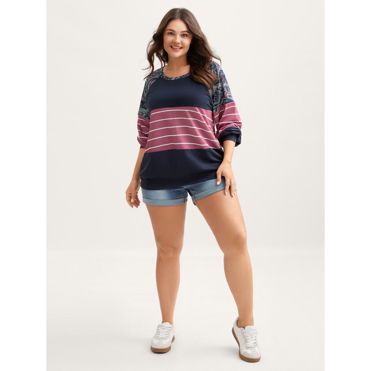 Plus Size Supersoft Colorblock Paisley Print Sweatshirt Women Indigo Leisure Round Neck Casual Sweatshirts BloomChic 30/6X Product Image
