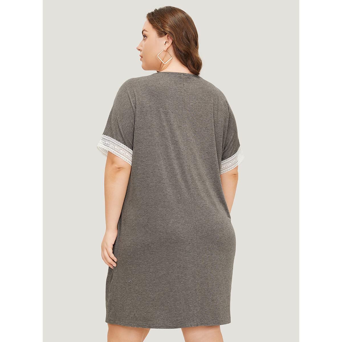 Plus Size Plain Lace Batwing Sleeve Pocket Gathered Dress DimGray Women Casual Gathered Round Neck Short sleeve Curvy Knee Dress BloomChic 28/5X Product Image