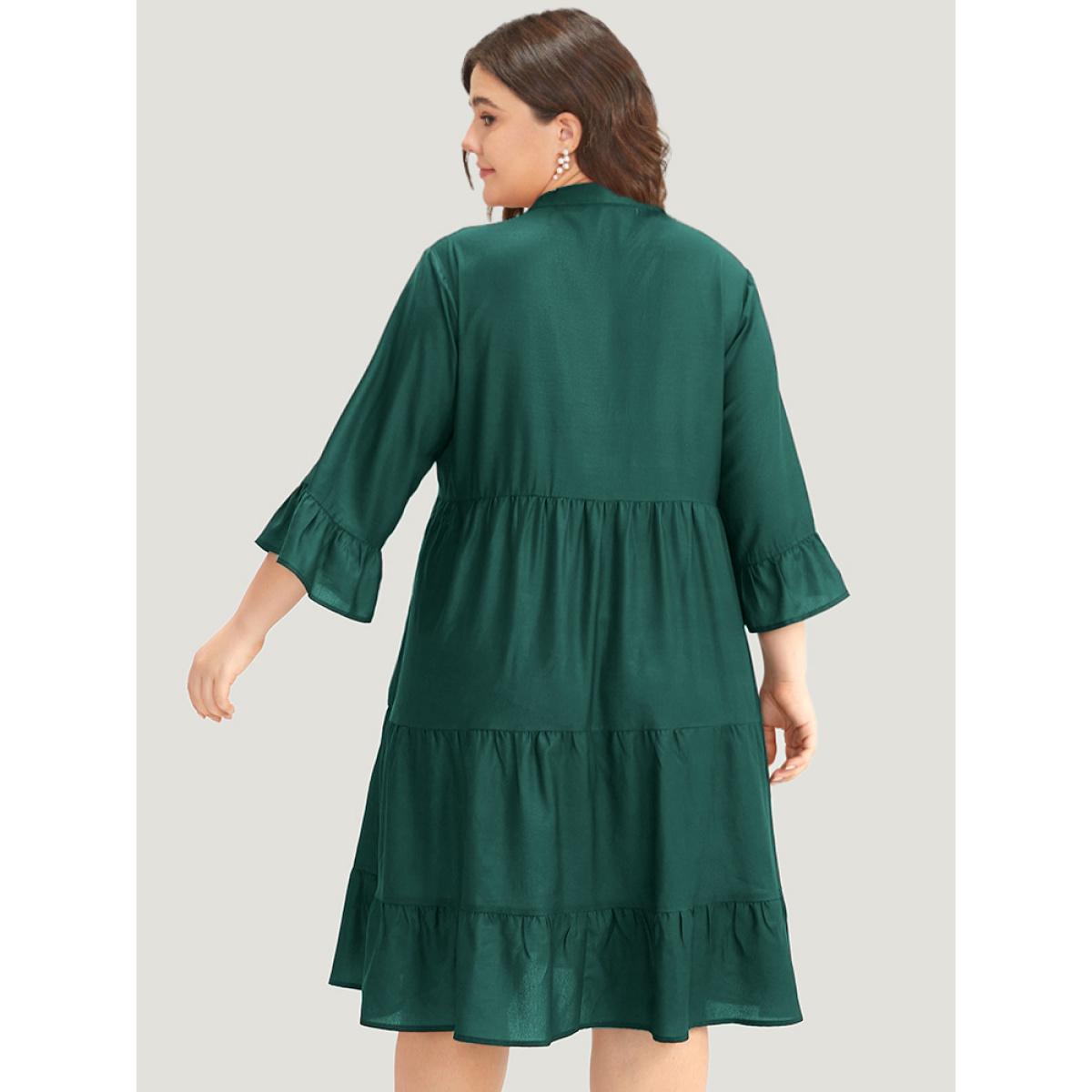 Plus Size Floral Print Ruffles Plicated Detail Dress Teal Women Casual Printed Notched collar Elbow-length sleeve Curvy Midi Dress BloomChic 28/5X Product Image