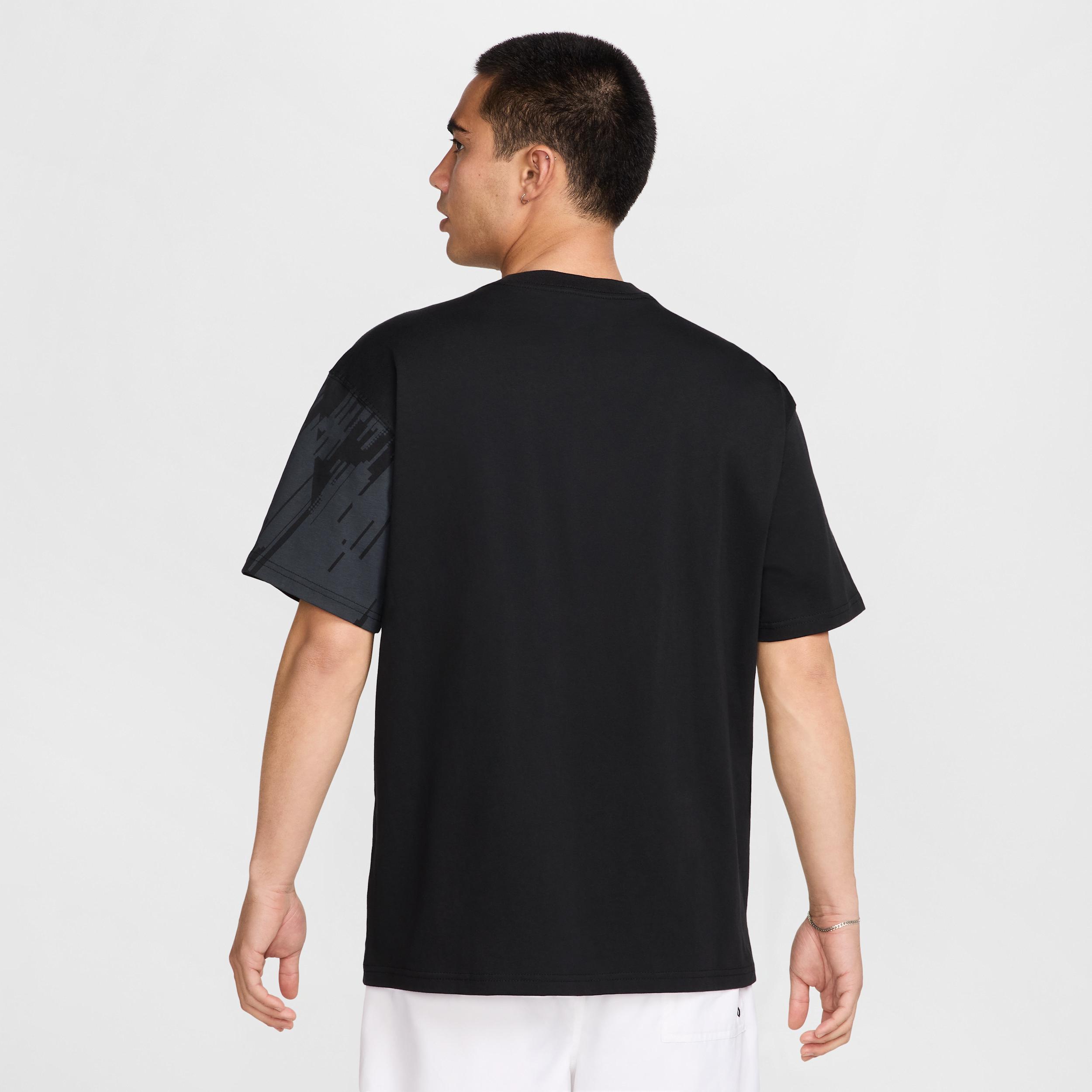 Nike Men's Max90 Soccer T-Shirt Product Image