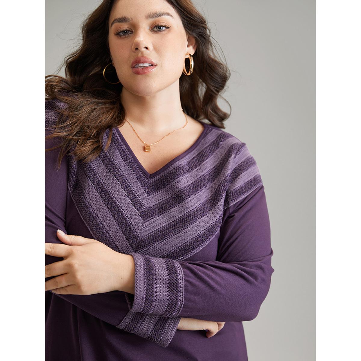 Plus Size V Neck Solid Patchwork Knit T-shirt Purple Women Casual Patchwork Plain V-neck Everyday T-shirts BloomChic 26/4X Product Image
