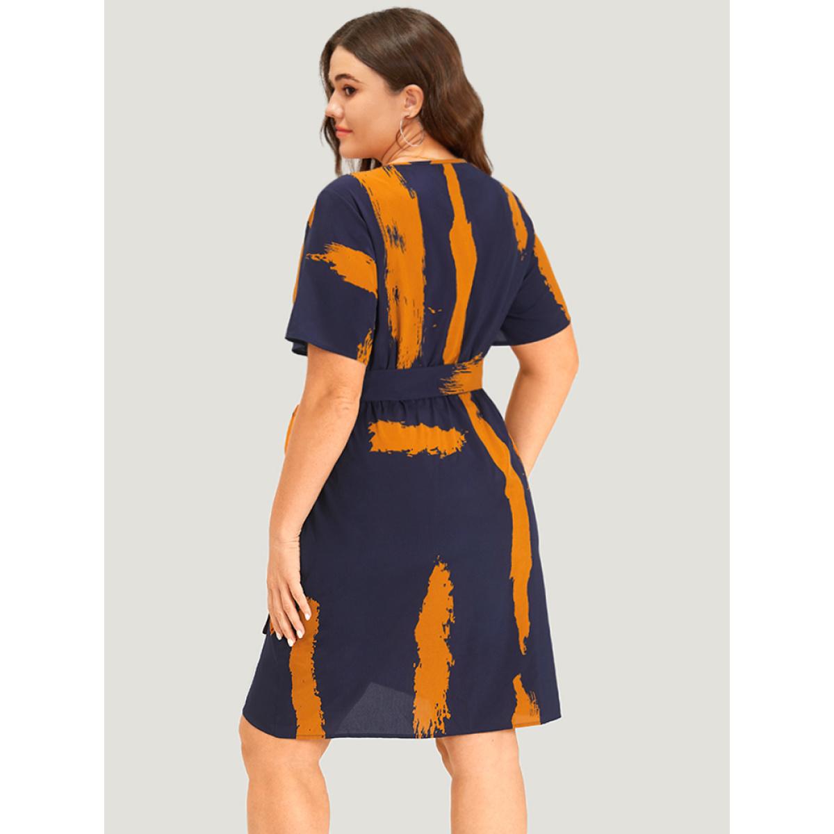 Plus Size Brush Print V Neck Pocket Wrap Hem Belted Dress DarkBlue Women Elegant Wrap V-neck Short sleeve Curvy Short Dress BloomChic 14-16/1X Product Image