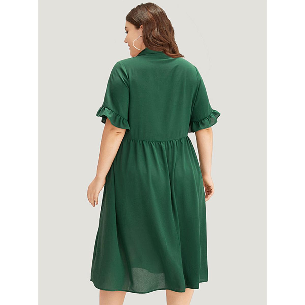 Plus Size Plain Ruffles Pocket Button Up Pleated Frill Trim Dress Emerald Women Casual Plain Lapel Collar Short sleeve Curvy Midi Dress BloomChic 28/5X Product Image