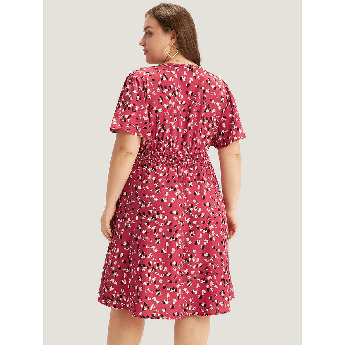 Plus Size Allover Print Shirred Pocket V Neck Dress Burgundy Women Office Printed V-neck Short sleeve Curvy Knee Dress BloomChic 10/M Product Image