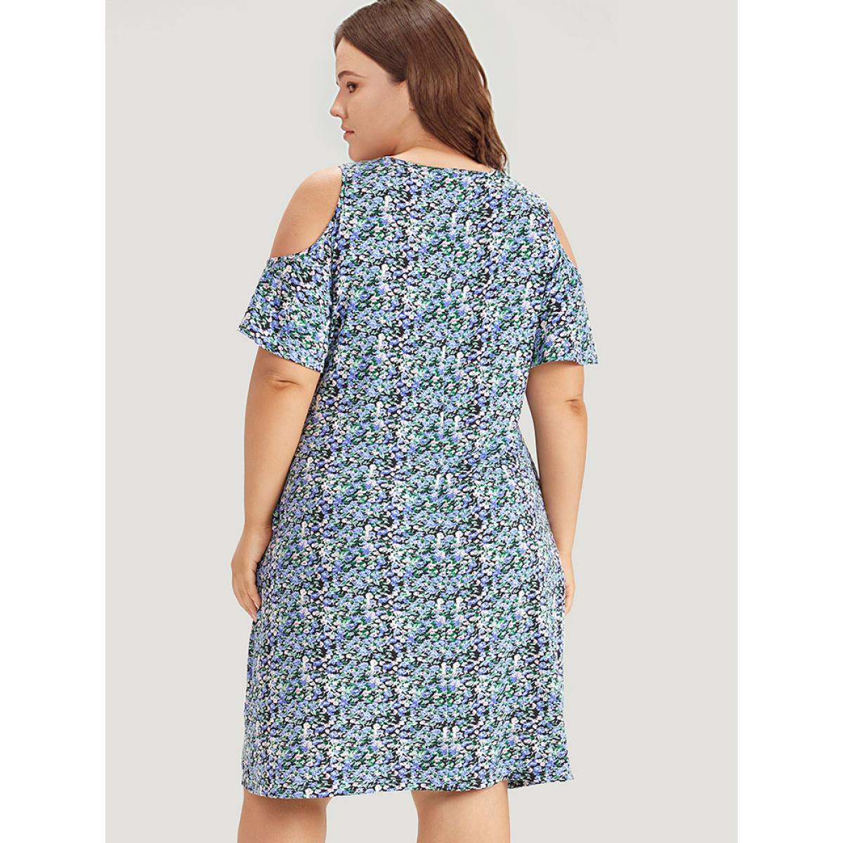 Plus Size Ditsy Floral Pocket Cold Shoulder Dress Blue Women Casual Cut-Out V-neck Short sleeve Curvy Midi Dress BloomChic 26/4X Product Image