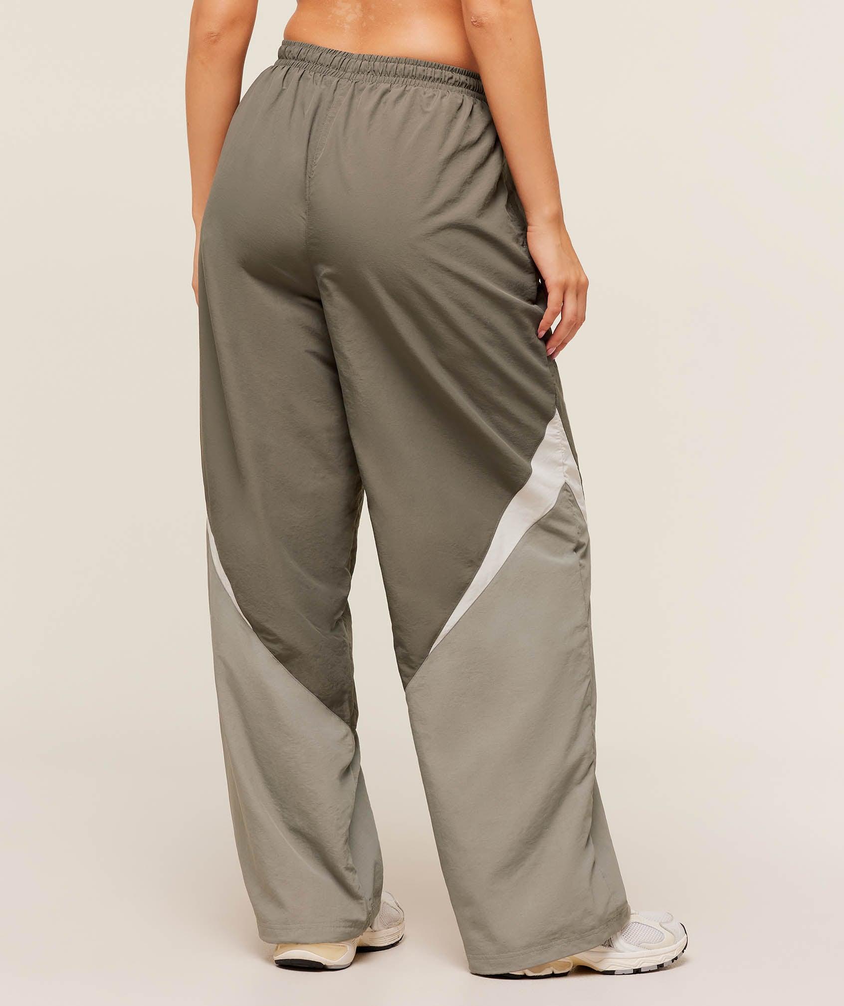 Gymshark Contrast Track Pant - Camo Brown/Linen Brown/Oat White Female Product Image
