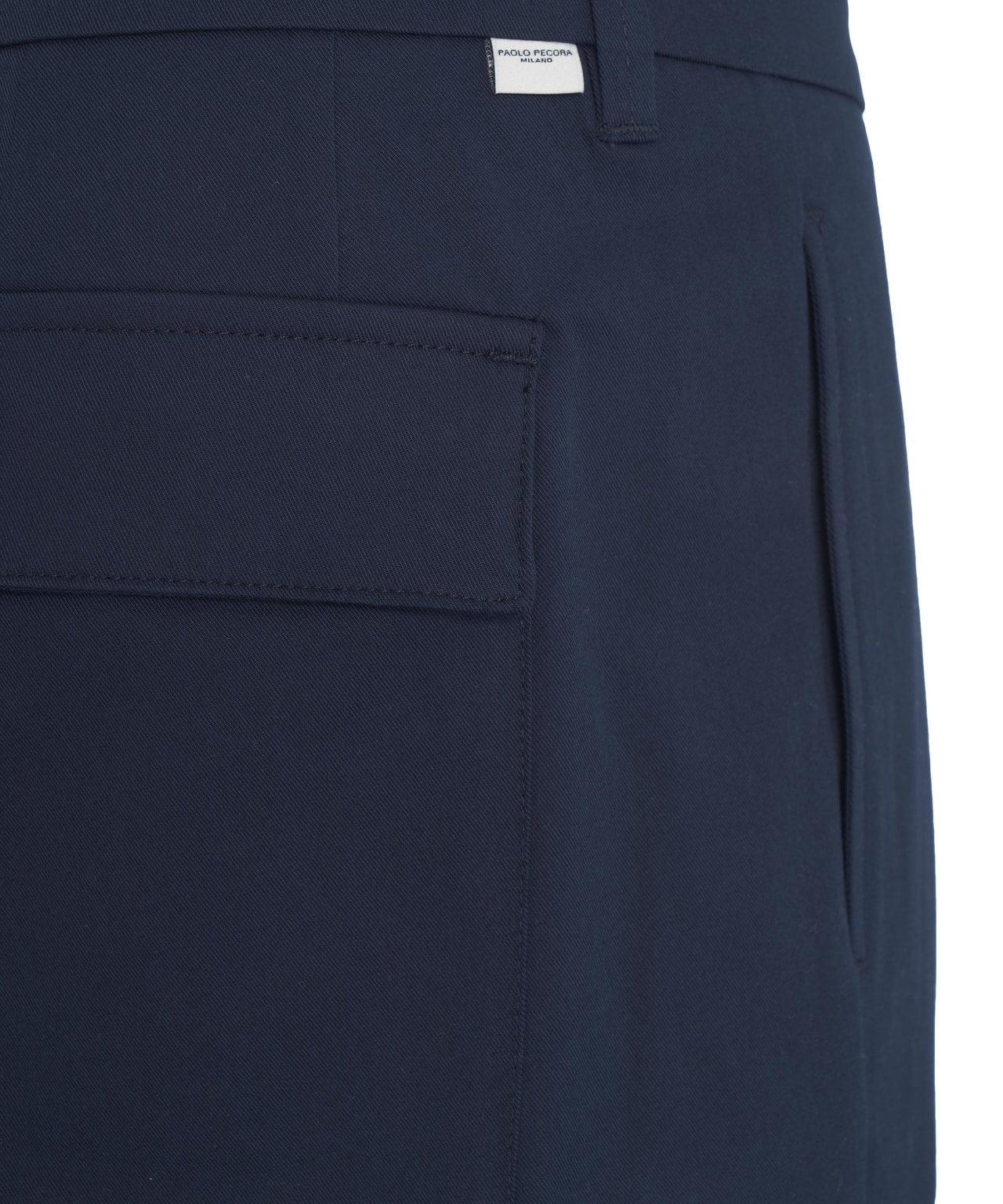 Chino with pleats Product Image