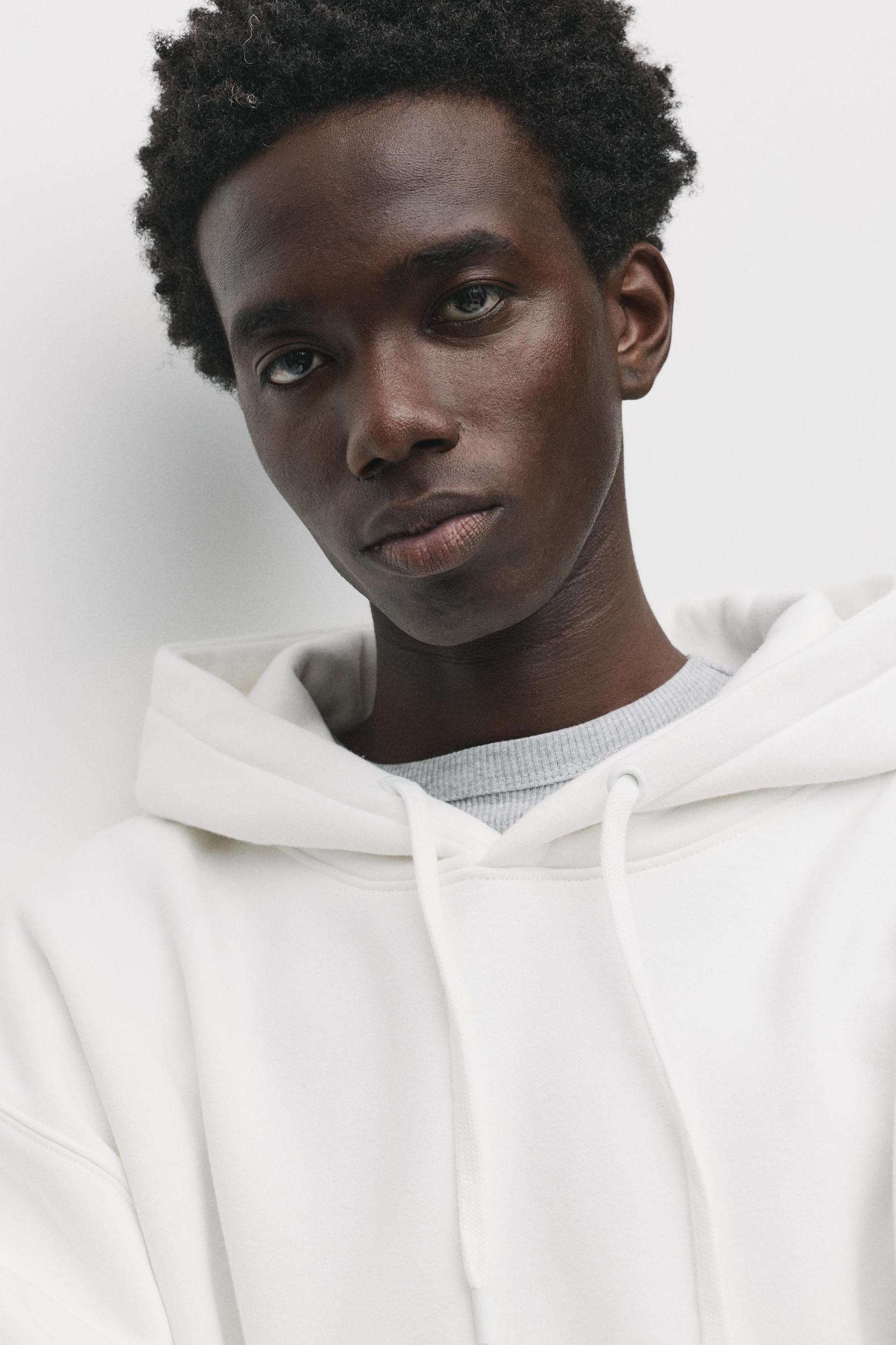 Basic hoodie Product Image