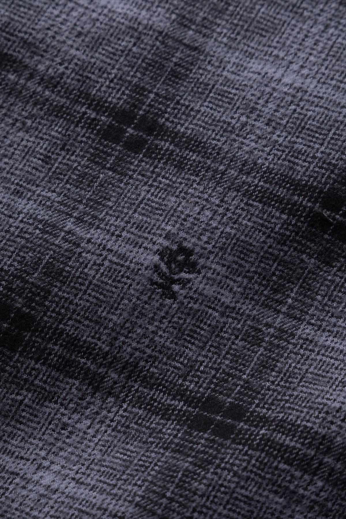 Thistle Plaid Padded Work Vest - Black Product Image