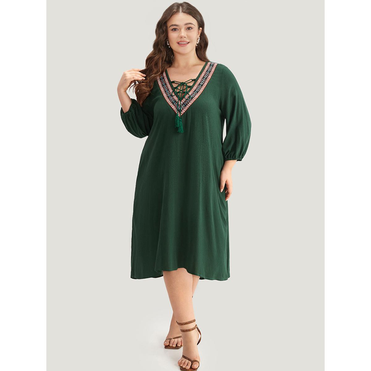 Plus Size Contrast Webbing Lace Up High Low Hem Dress DarkGreen Women Vacation Elastic cuffs Tie Neck Elbow-length sleeve Curvy Knee Dress BloomChic 18-20/2X Product Image