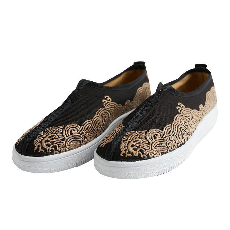 Retro Chinese Style Embroidered Slip-ons Product Image