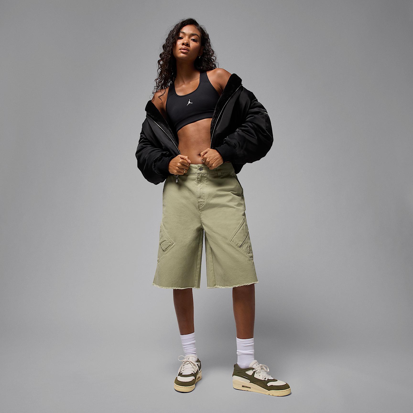 Womens Jordan Flight Chicago Big Shorts | HJ0090-010 Product Image
