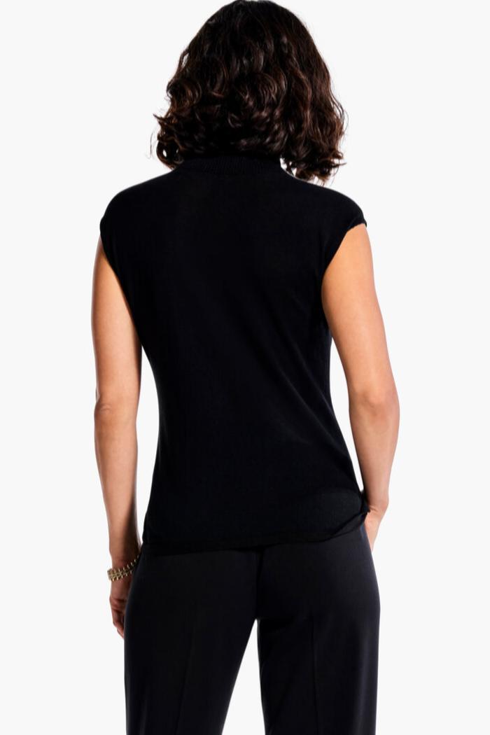 SLEEVELESS TURTLENECK SWEATER TEE Product Image