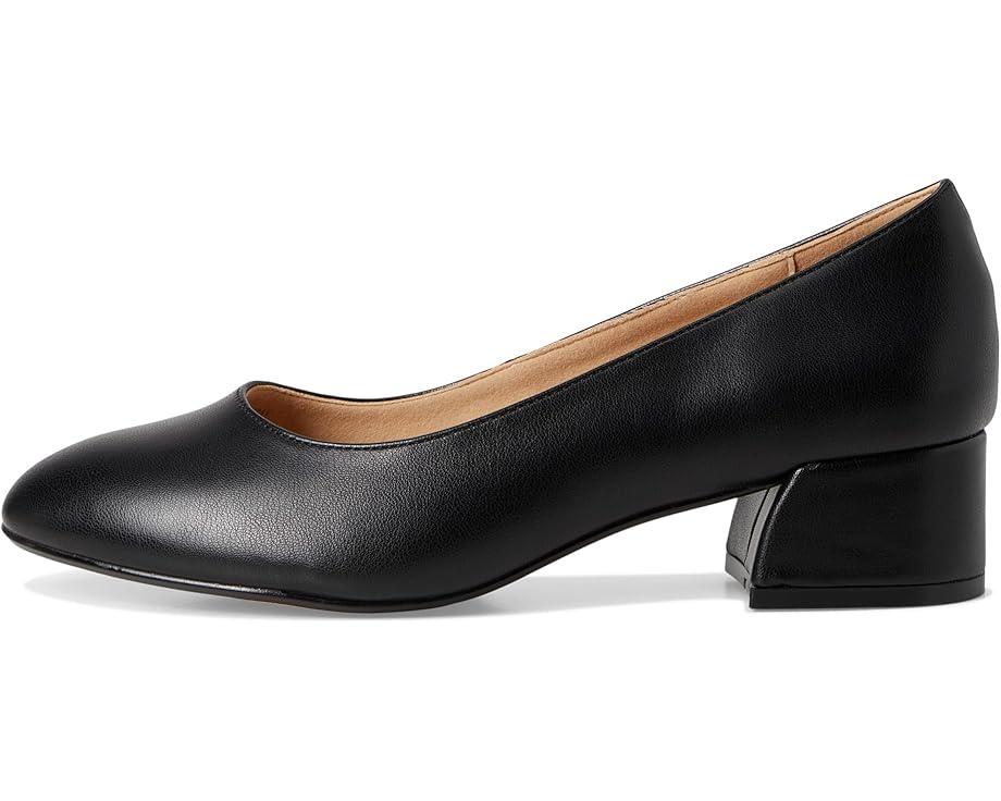 Jayla Pumps Product Image