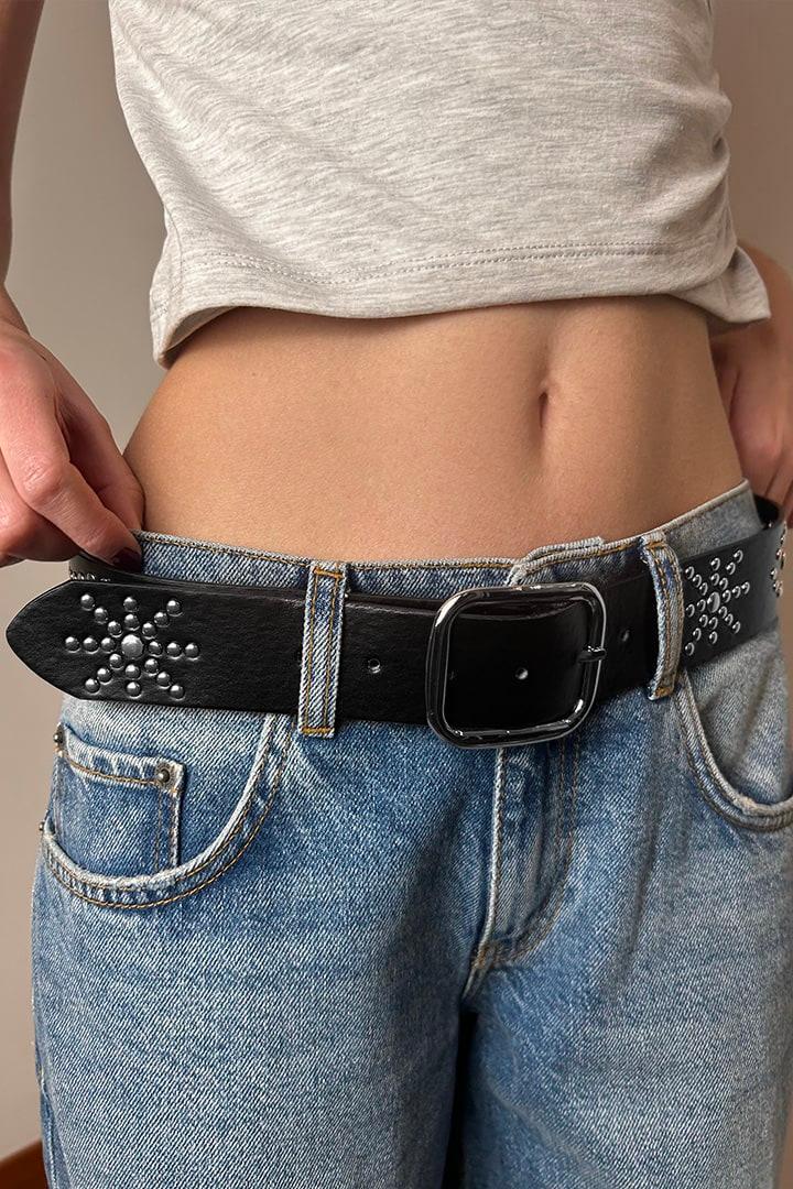 Studded belt Product Image