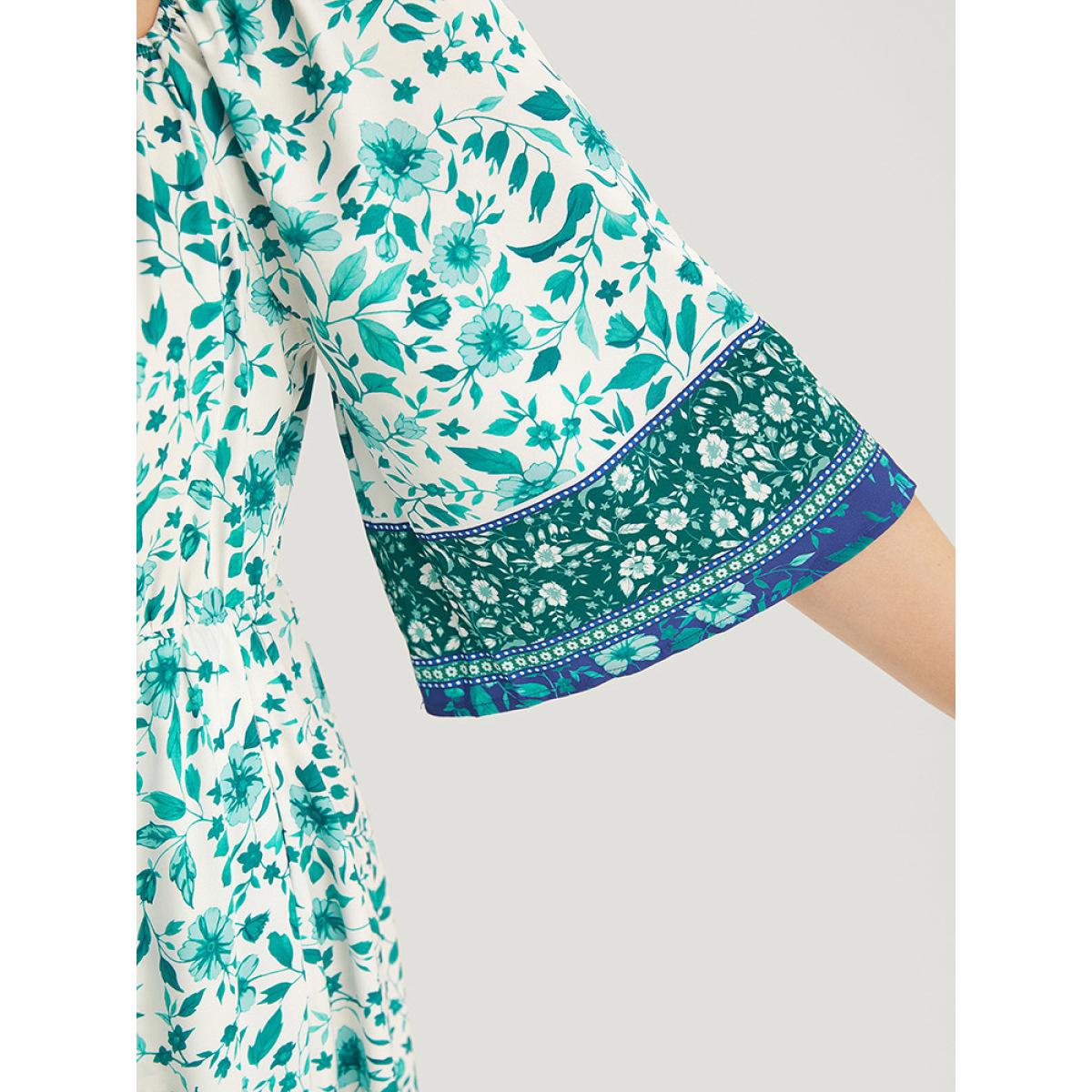 Plus Size Floral Print Patchwork Square Neck Raglan Sleeve Dress Emerald Women Vacation Gathered Square Neck Half Sleeve Curvy Midi Dress BloomChic 30/6X Product Image